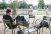 book reader jardin du luxembourg